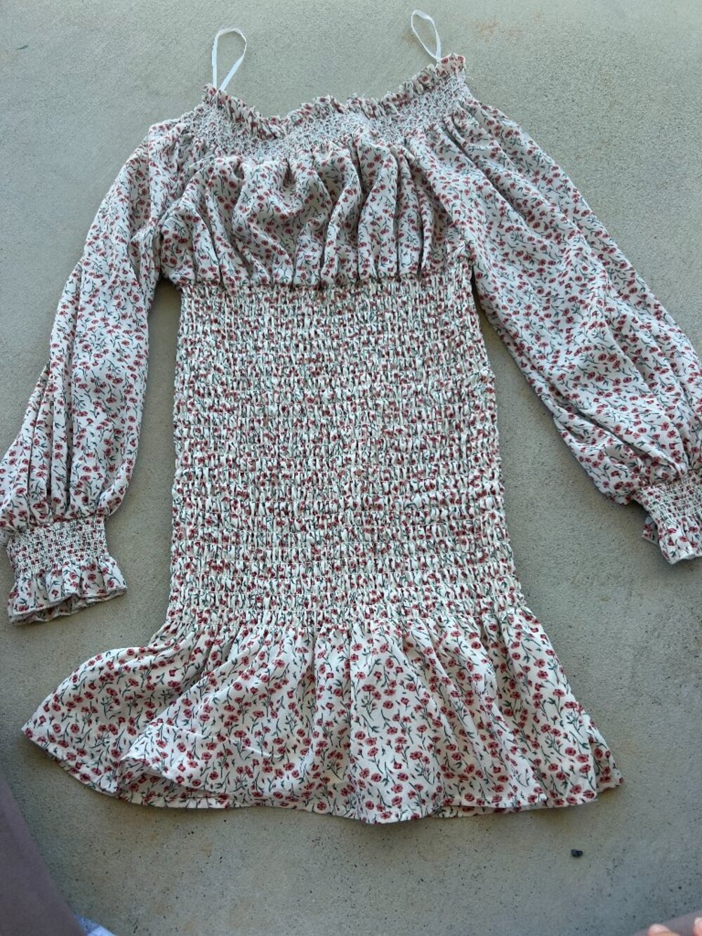 Mable‎ smocked floral mini dress size M